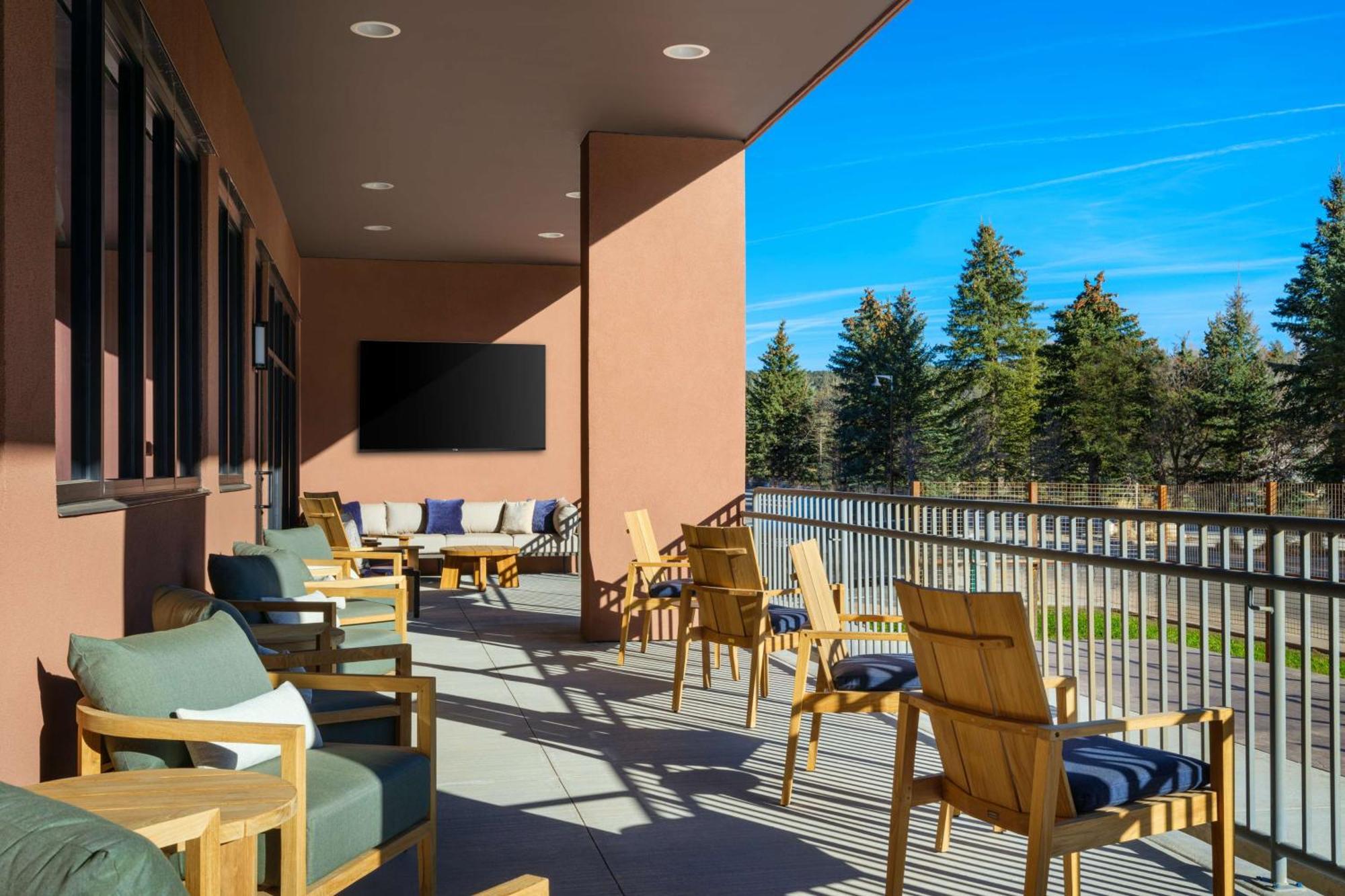 The Hoffmann Hotel Basalt Aspen Tapestry Collection Hilton Exteriör bild