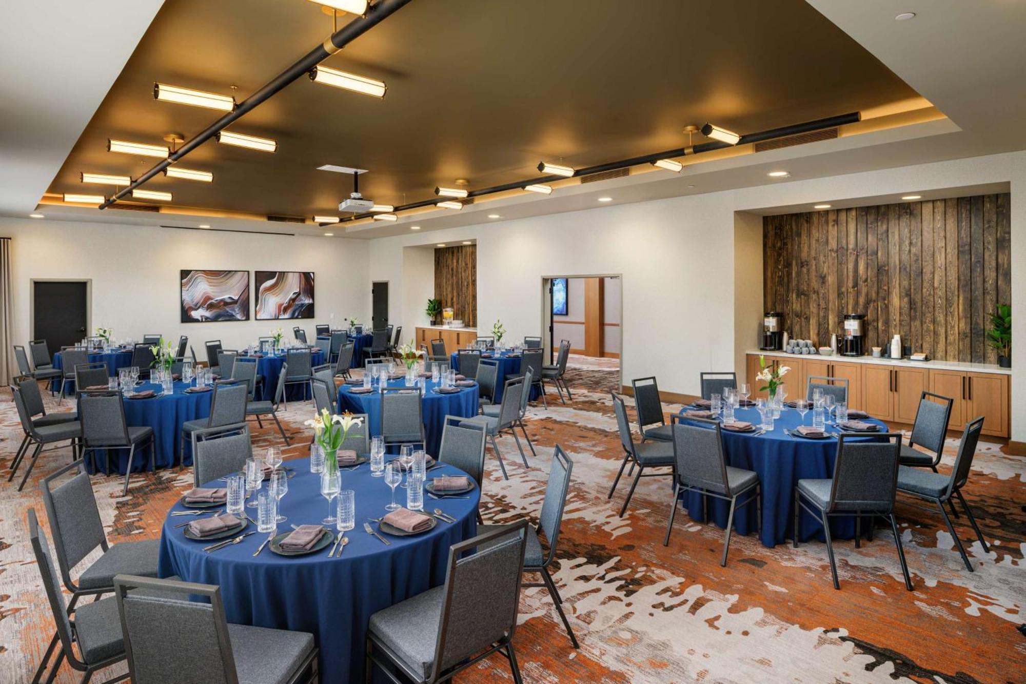 The Hoffmann Hotel Basalt Aspen Tapestry Collection Hilton Exteriör bild