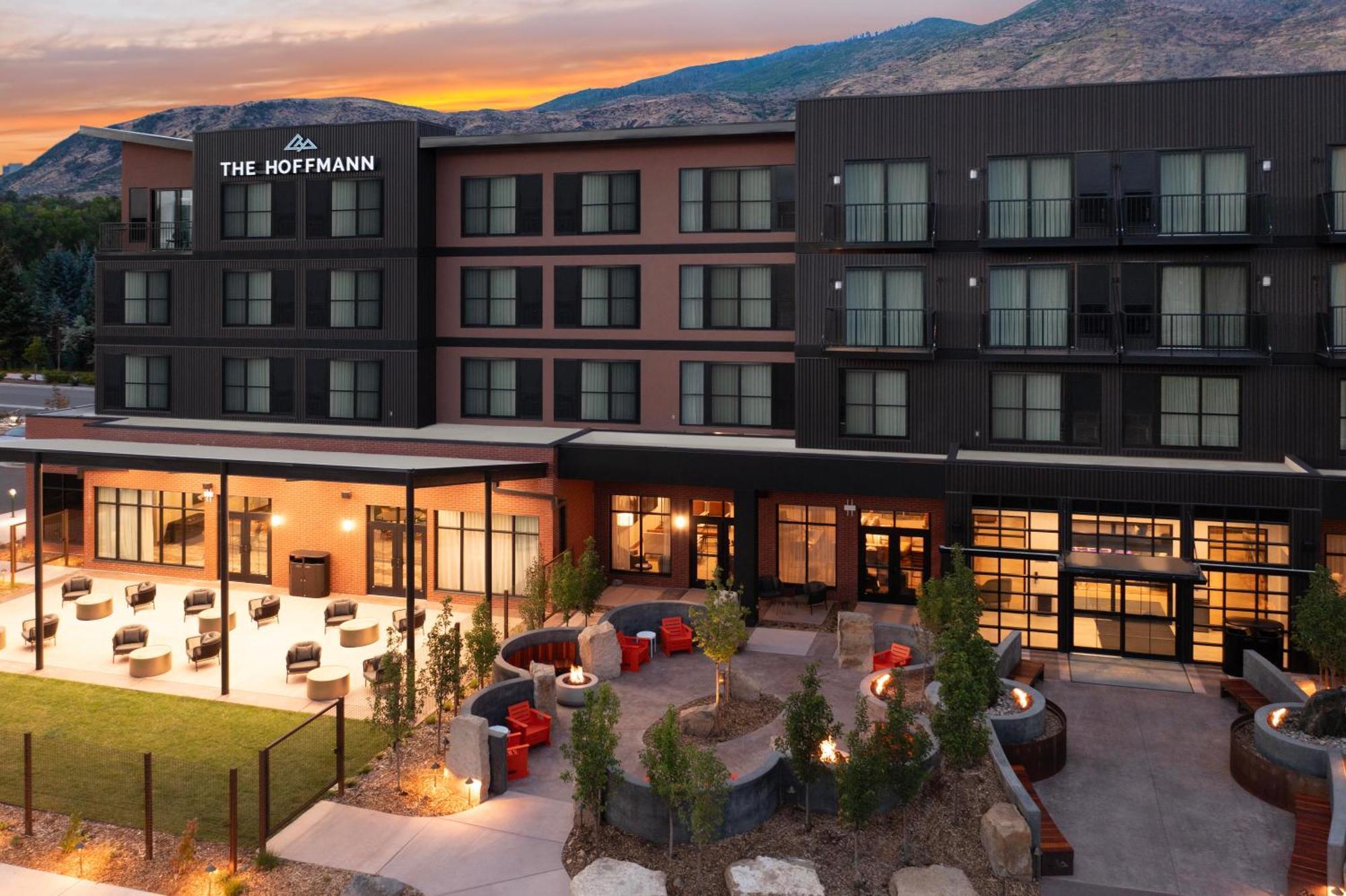 The Hoffmann Hotel Basalt Aspen Tapestry Collection Hilton Exteriör bild